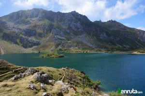 Vista del lago desde la Cabaña Cobrana