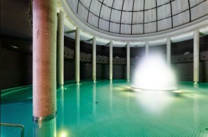 Piscina de la Cupula del Aquaxana
