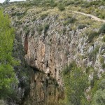 Las paredes del cañón cada vez tienen mayor altura