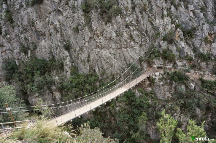Ruta de los puentes colgantes de Chulilla