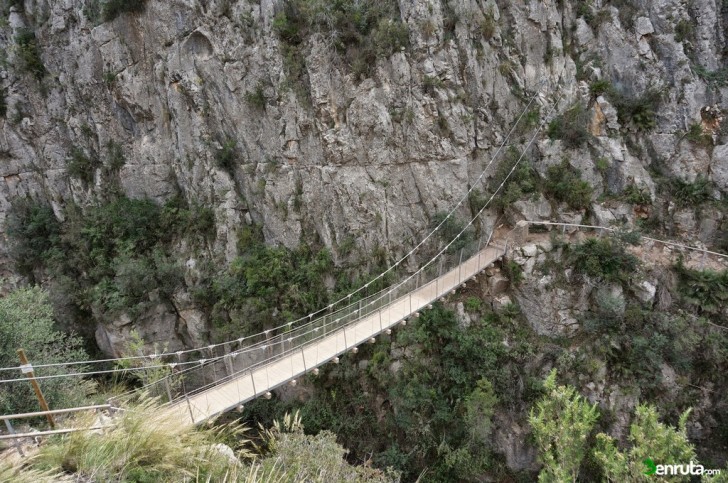 los puentes colgantes de chulilla