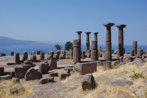 Ruinas del templo de Atenea en Assos