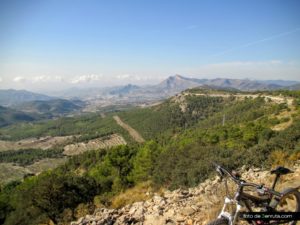 Vistas subiendo hacia el Pou del Surdo desde la Carrasqueta
