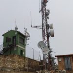 Caseta de vigilancia y antenas del Moluengo
