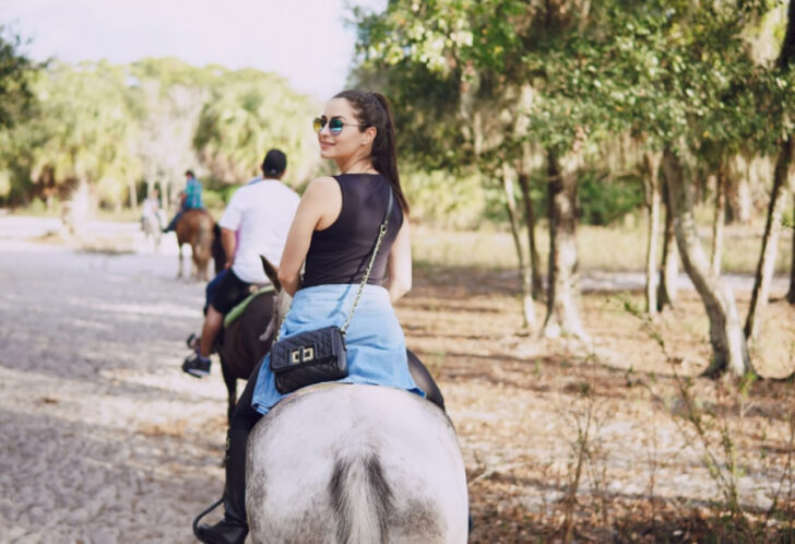 Excursiones a caballo por el Pirineo aragonés entre montañas únicas